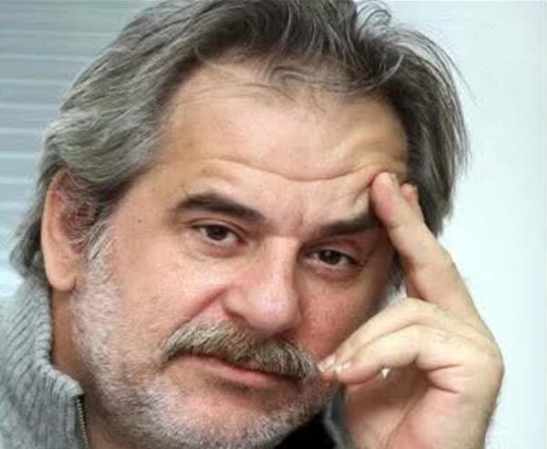 Artur Zheji, artisti i gazetarisë
