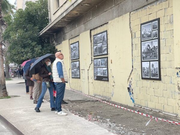 Durrësi në kujtime: Një ekspozitë fotografike që ringjall historinë e një qyteti në zhdukje