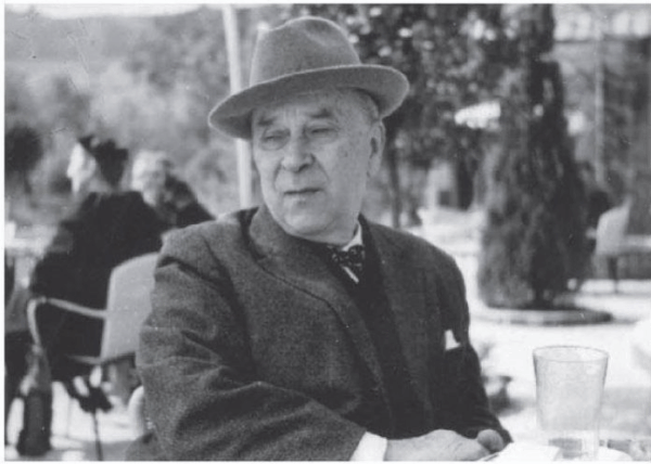 Eqerem Bej Vlora vitet 1920-1939